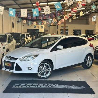 FORD FOCUS 2.0 SE PLUS 16V FLEX 4P POWERSHIFT